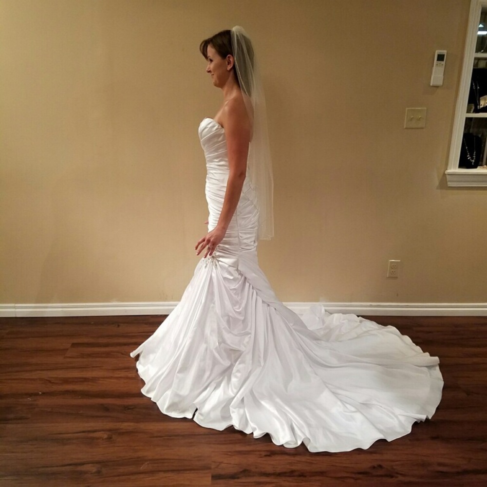 Maggie Sottero Wedding Dress